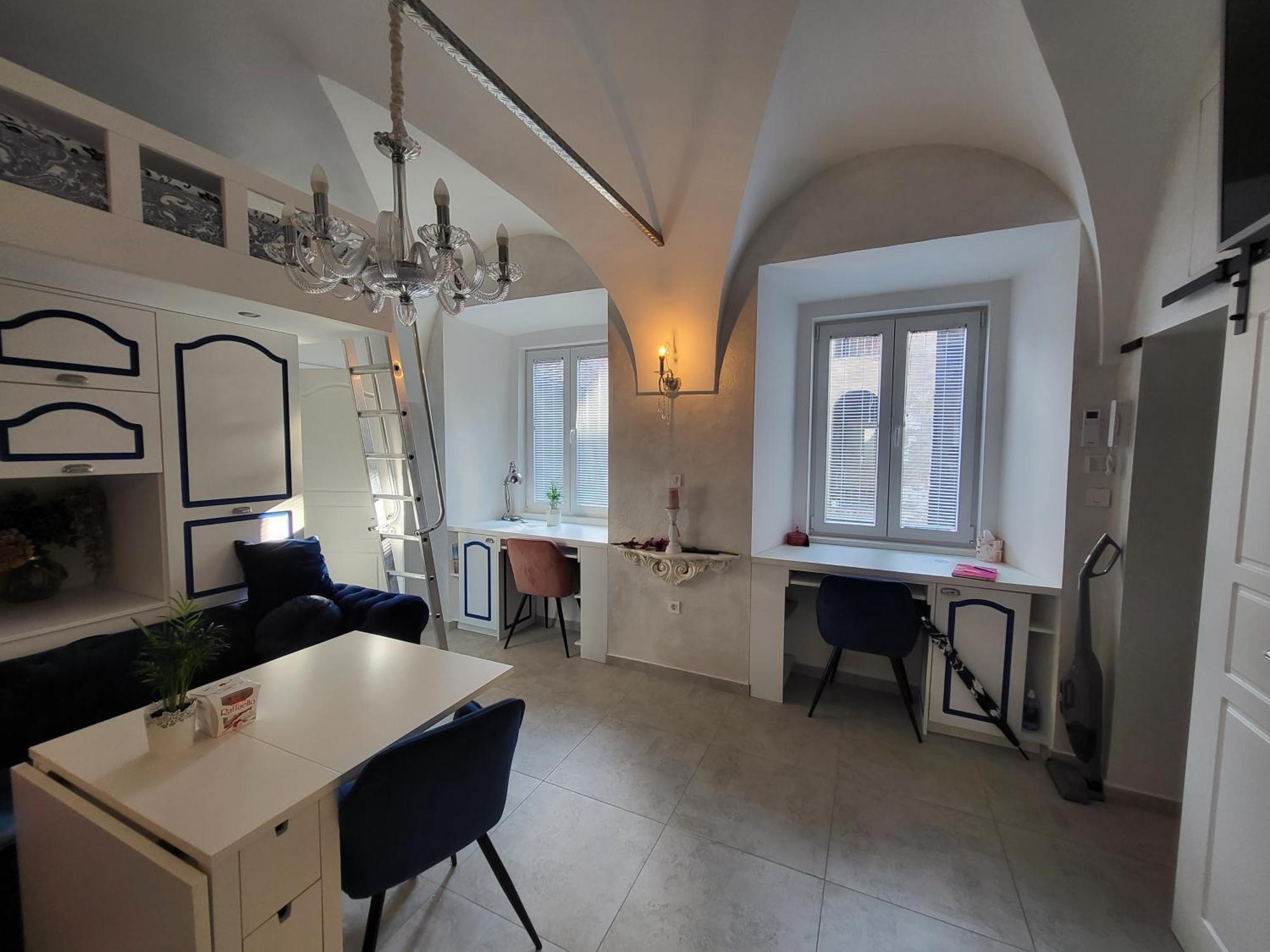 Vintage Apartment In The City Centre Old Town Ljubljana Exteriör bild